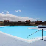 别墅 Outside Con Piscina
