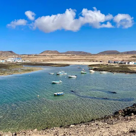 Outside Con Piscina Вилла *