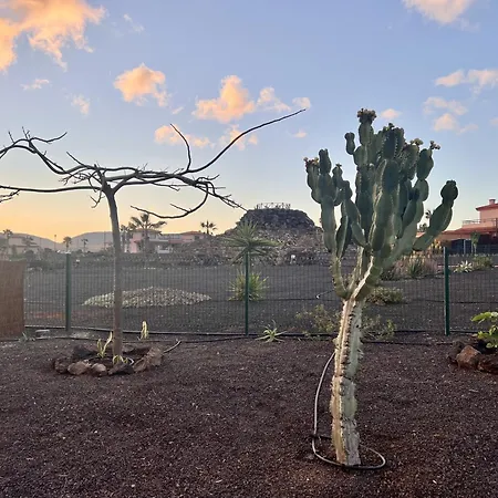 Вилла Outside Con Piscina *